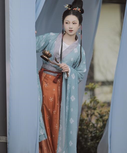 国内精品一线二线三线黄 国内精品一线二线三线黄