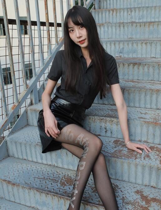 普通话对白风韵犹存美容店大 普通话对白风韵犹存美容店大