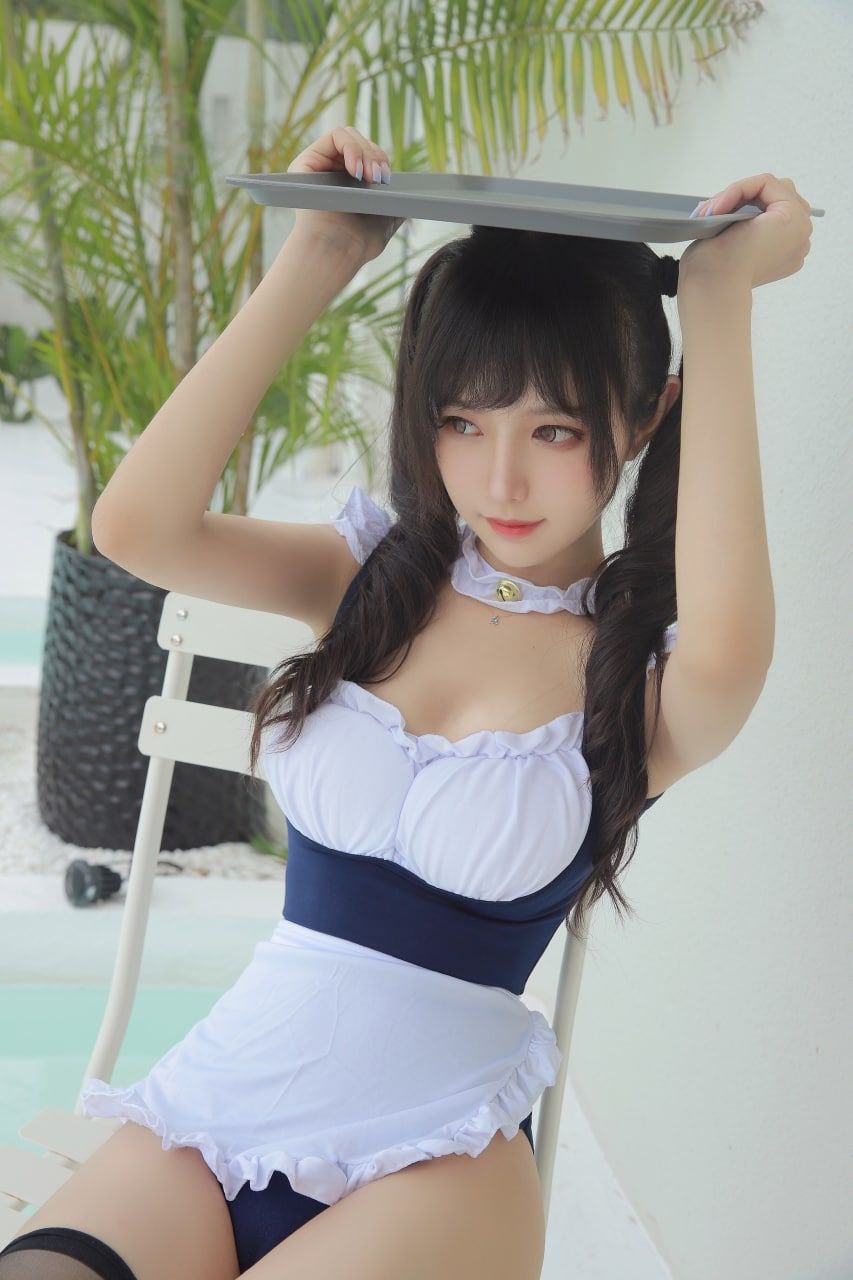 漂亮的保姆中文版