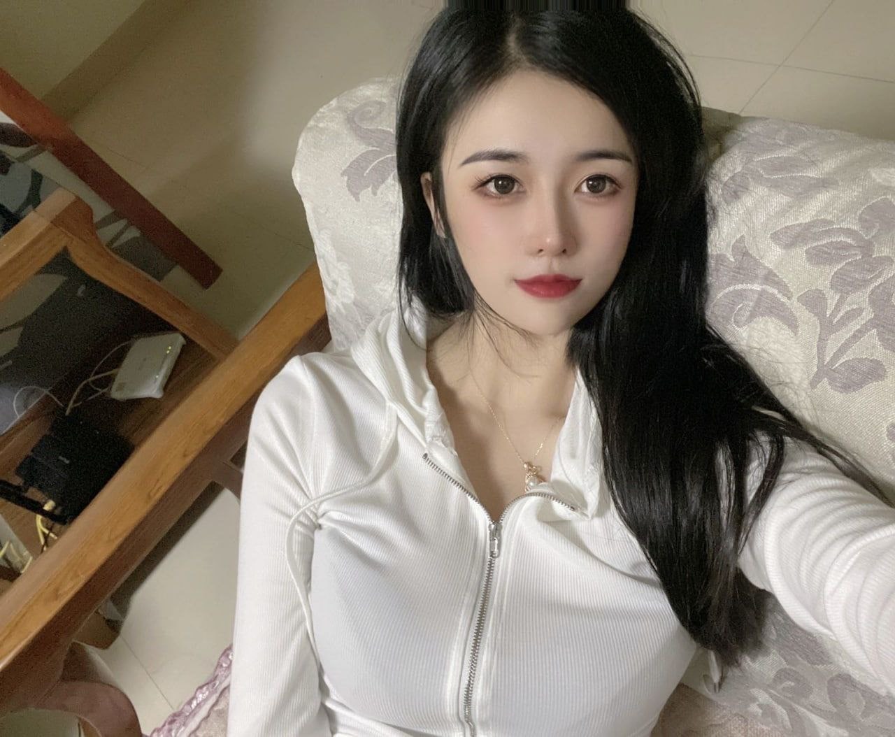 花蝴蝶免费视频在线观看高清版 花蝴蝶免费视频在线观看高清版