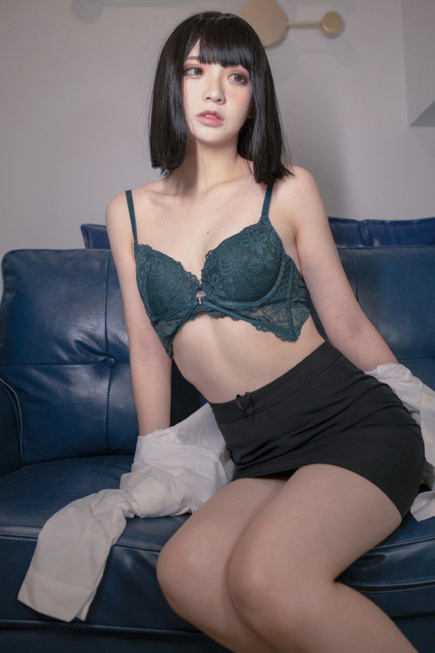 亚洲一二三区在线观看 亚洲一二三区在线观看
