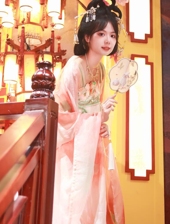 乖女我会让你舒服的晓雯 乖女我会让你舒服的晓雯