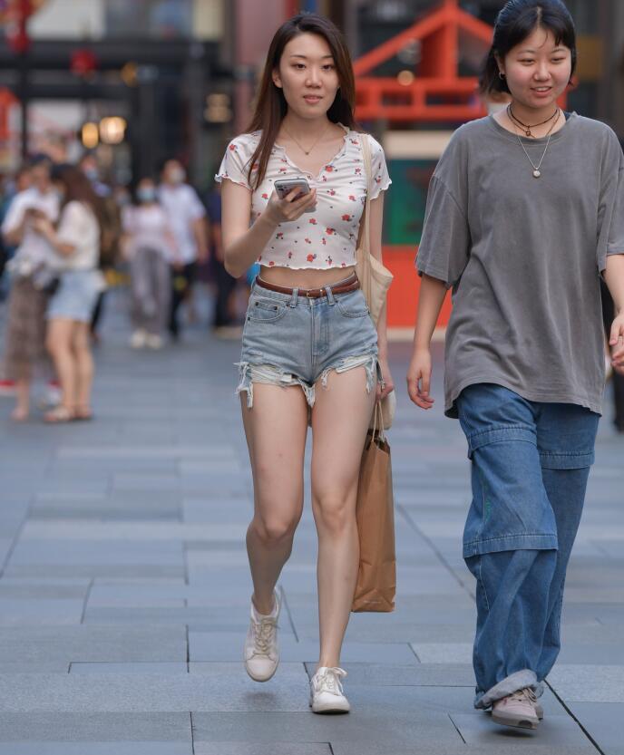 国产成VA视频在线观看 国产成VA视频在线观看