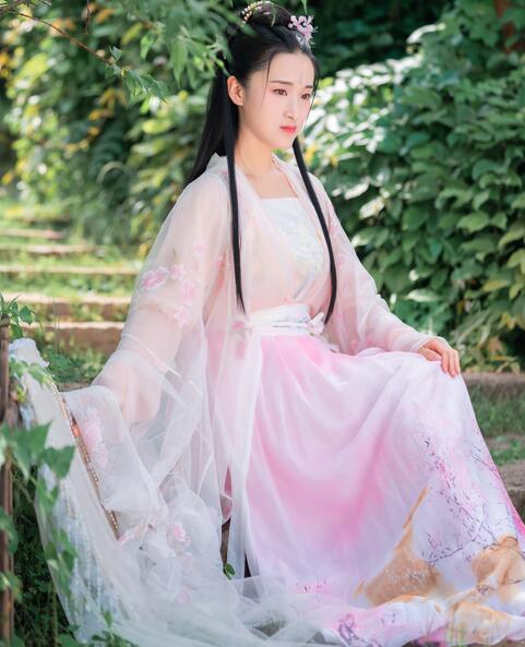 热久久伊大人香蕉网老师 热久久伊大人香蕉网老师