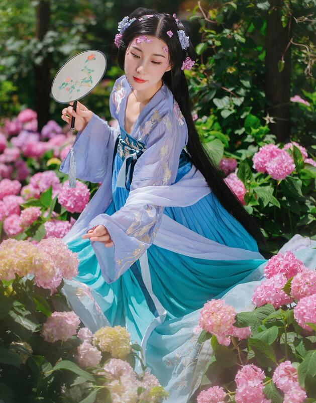 鬼怪学院在线观看免费观看完整版 鬼怪学院在线观看免费观看完整版