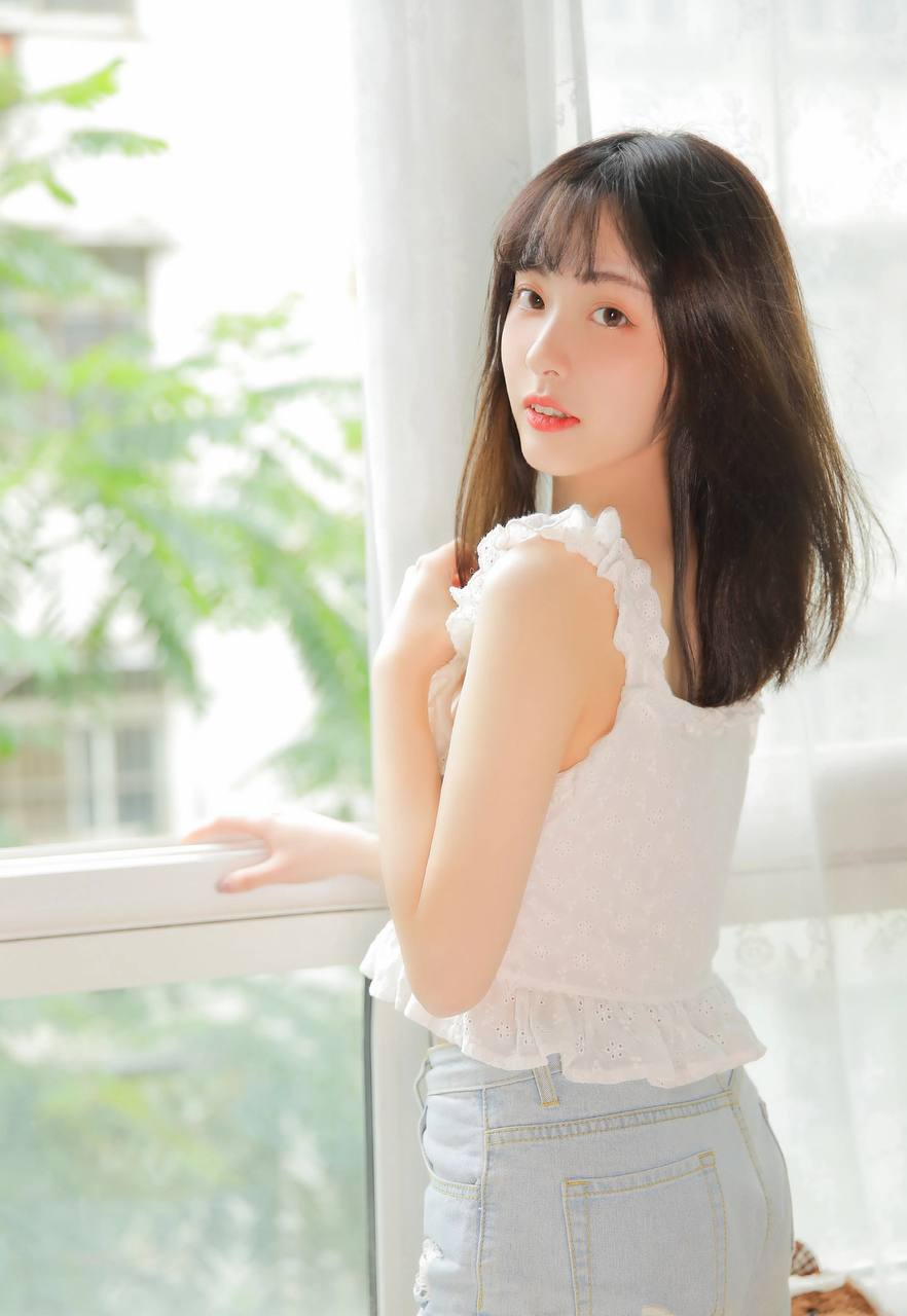 国产午夜大长腿 国产午夜大长腿