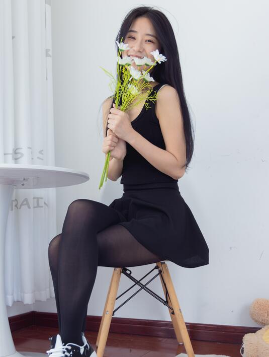 粉红色的火烈鸟在线观看 粉红色的火烈鸟在线观看