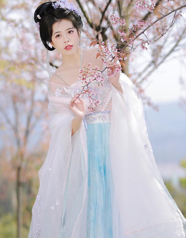 野花社区视频1 野花社区视频1