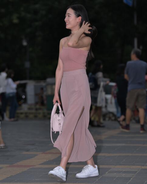 夜夜爱夜鲁夜鲁很鲁 夜夜爱夜鲁夜鲁很鲁