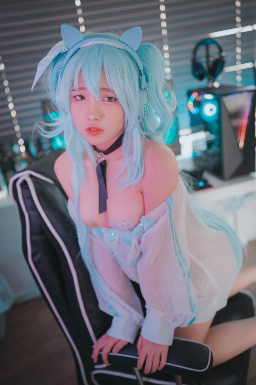 欧美高清Av整片 欧美高清Av整片